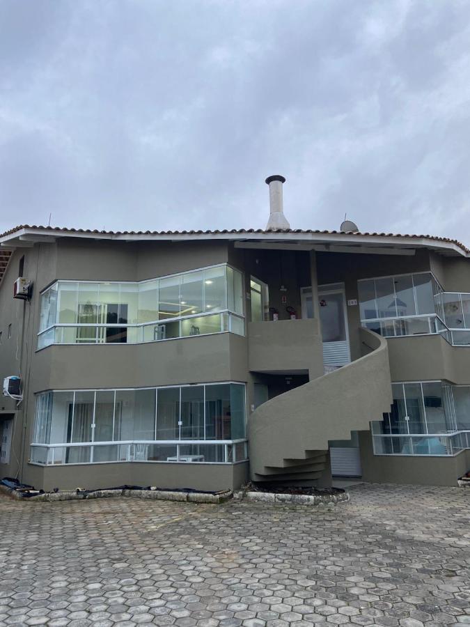 204 Otima Localizacao De 2D Em Condominio Fechado 邦比尼亚斯 外观 照片